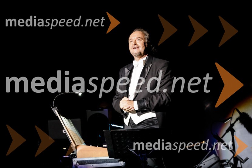  Patrik Greblo, dirigentStoletje mjuzikla, premiera Gledališča Koper