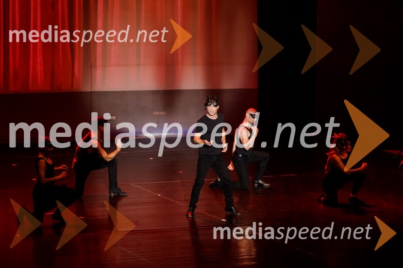 Stoletje mjuzikla, premiera Gledališča Koper