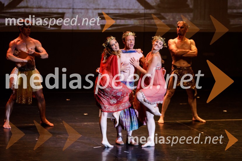  ... ;  Rok  Matek, igralec;  ... Stoletje mjuzikla, premiera Gledališča Koper