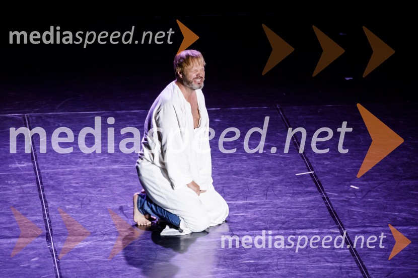  Petr GazdikStoletje mjuzikla, premiera Gledališča Koper