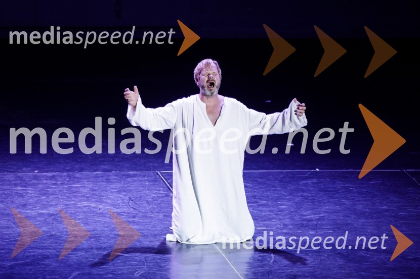  Petr GazdikStoletje mjuzikla, premiera Gledališča Koper