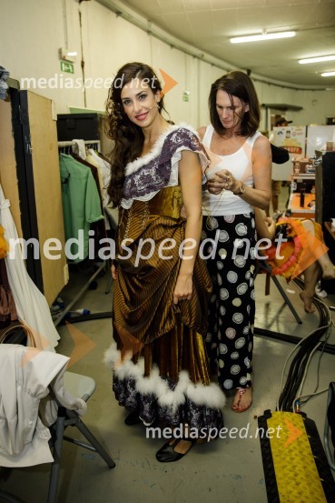  Lara Komar, igralka;  ... Stoletje mjuzikla, premiera Gledališča Koper