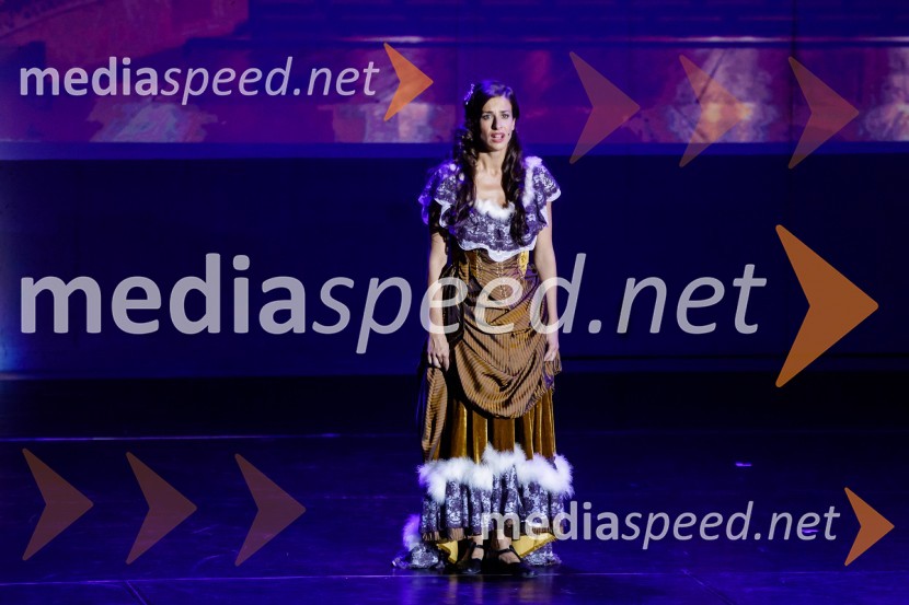  Lara Komar, igralkaStoletje mjuzikla, premiera Gledališča Koper