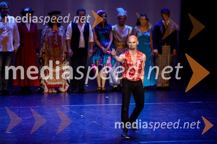 Stoletje mjuzikla, premiera Gledališča Koper