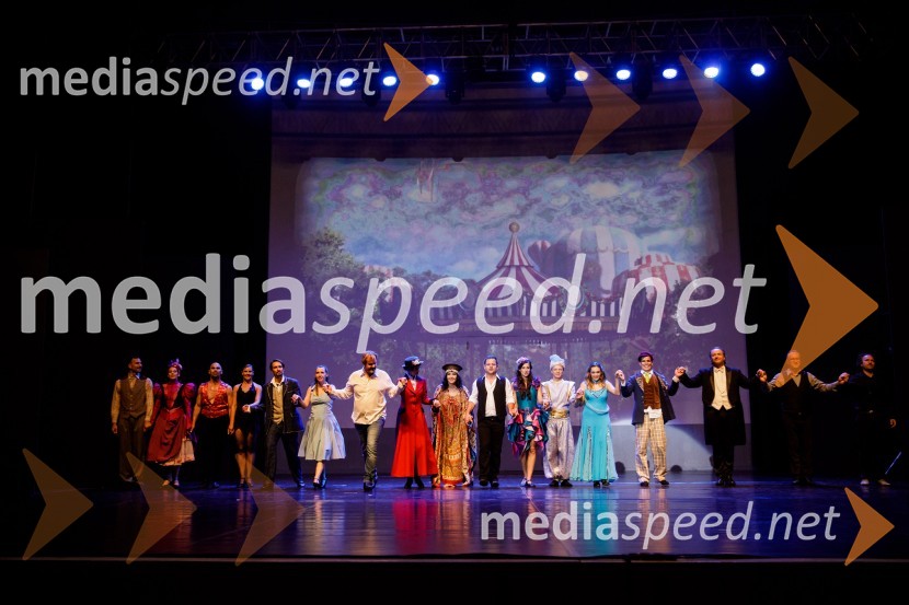 Stoletje mjuzikla, premiera Gledališča Koper