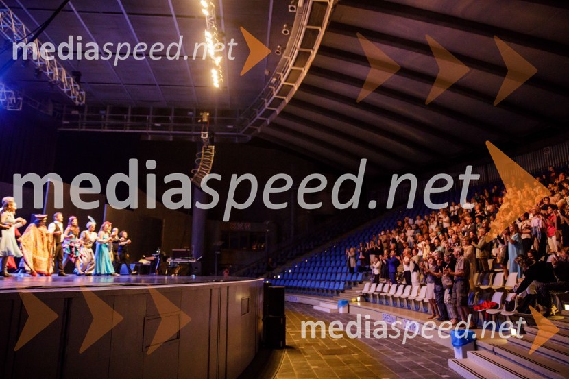 Stoletje mjuzikla, premiera Gledališča Koper