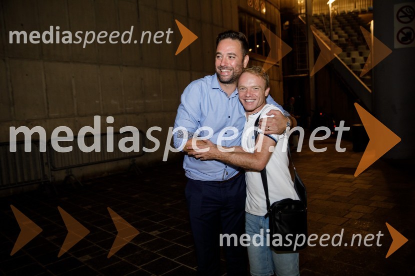  ... ;  Rok  Matek, igralecStoletje mjuzikla, premiera Gledališča Koper