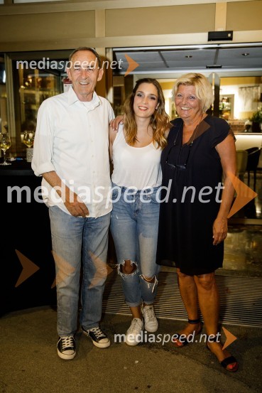  ... ;  Eva Tancer, plesalka;  ... Stoletje mjuzikla, premiera Gledališča Koper