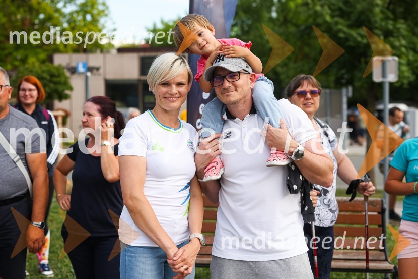  Urška  Žolnir Jugovar, judoistka;  ... ;  Matej Jugovar, nekdanji košarkarSlovenska bakla v Kranju