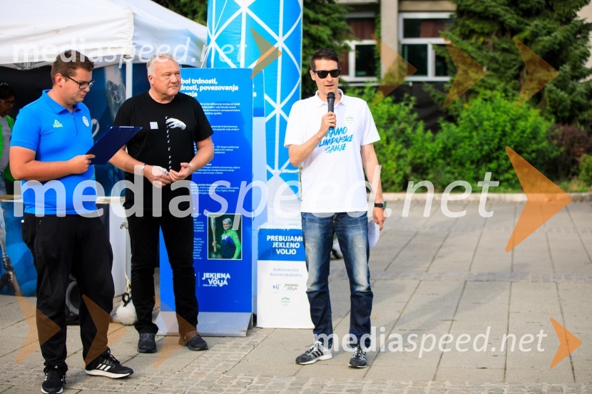  ... ;  ... ;  Janez Černe, podžupan Mestne občine KranjSlovenska bakla v Kranju