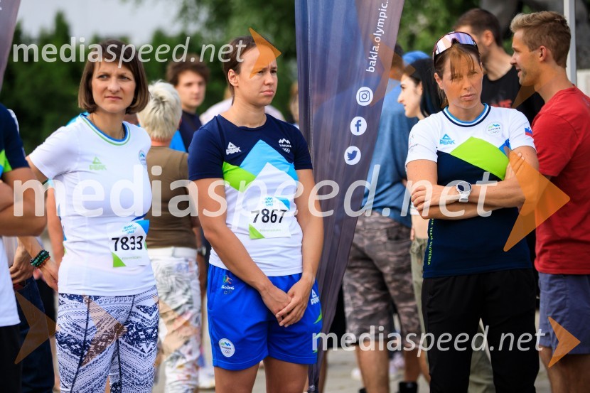  Maja Benedičič, smučarska tekačica;  Tjaša Vozel, plavalka;  Vesna  Fabjan, smučarska tekačicaSlovenska bakla v Kranju