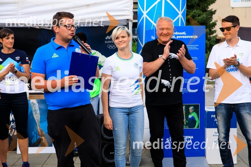  ... ;  Urška  Žolnir Jugovar, judoistka;  ... ;  Janez Černe, podžupan Mestne občine KranjSlovenska bakla v Kranju