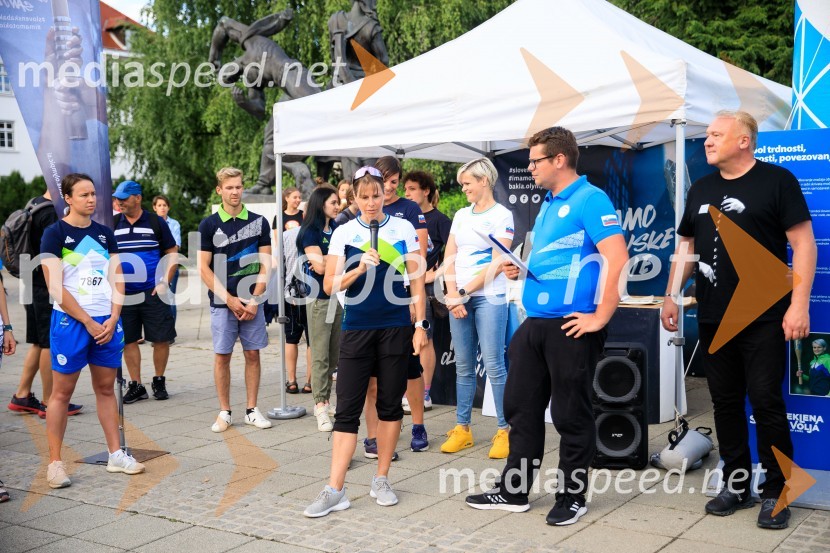  Vesna  Fabjan, smučarska tekačica;  Urška  Žolnir Jugovar, judoistka;  ... Slovenska bakla v Kranju