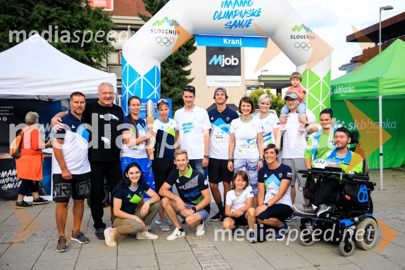  Marko Klančar, smučanje prostega sloga;  ... ;  ... ;  Tjaša Vozel, plavalka;  Vesna  Fabjan, smučarska tekačica;  ... ;  Janez Černe, podžupan Mestne občine Kranj;  Jošt Klančar, smučar prostega sloga;  ... ;  Maja Benedičič, smučarska tekačica;  Urška  Žolnir Jugovar, judoistka;  Petra Robnik, smučarka;  ... ;  Matej Jugovar, nekdanji košarkar;  ... ;  Oliver Jangelov, parašportnikSlovenska bakla v Kranju