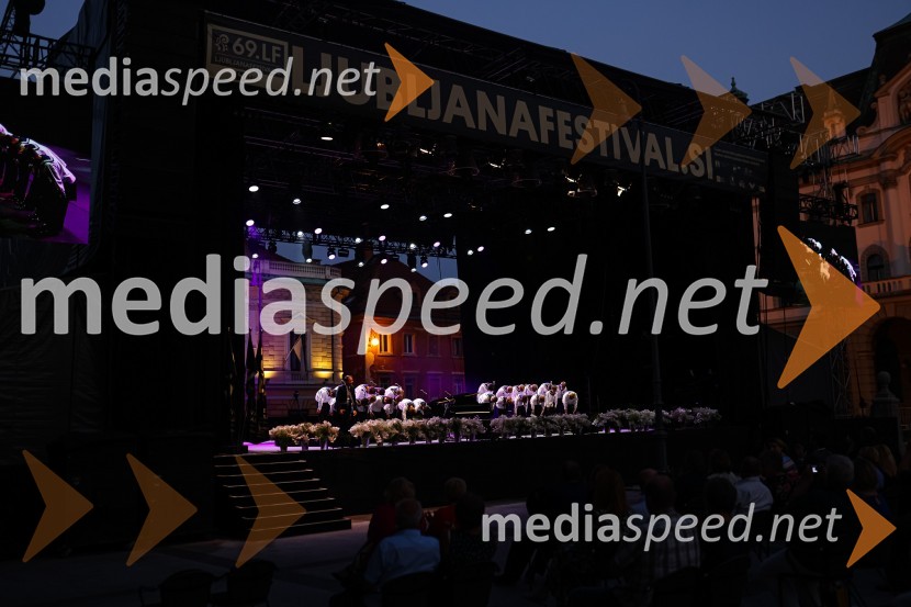 Zbor dunajskih dečkovSen kresne noči, Zbor dunajskih dečkov v okviru 69. Ljubljana Festivala