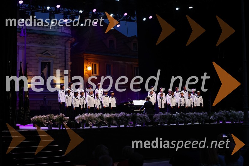 Zbor dunajskih dečkovSen kresne noči, Zbor dunajskih dečkov v okviru 69. Ljubljana Festivala