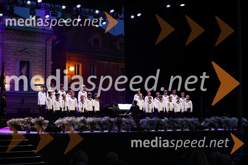 Zbor dunajskih dečkovSen kresne noči, Zbor dunajskih dečkov v okviru 69. Ljubljana Festivala