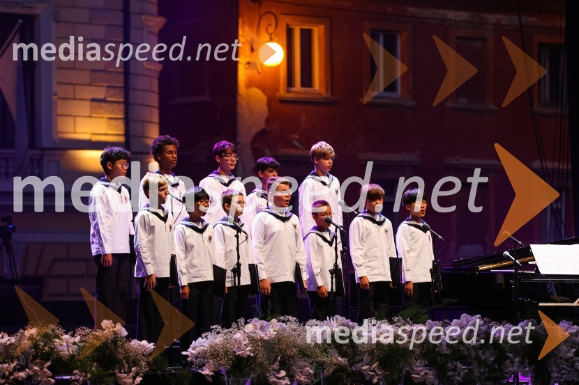 Zbor dunajskih dečkovSen kresne noči, Zbor dunajskih dečkov v okviru 69. Ljubljana Festivala