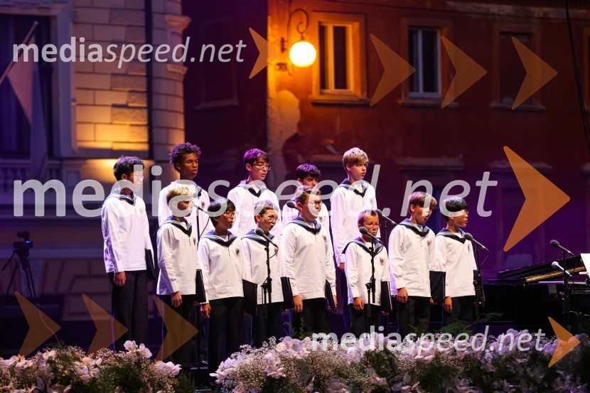 Zbor dunajskih dečkovSen kresne noči, Zbor dunajskih dečkov v okviru 69. Ljubljana Festivala