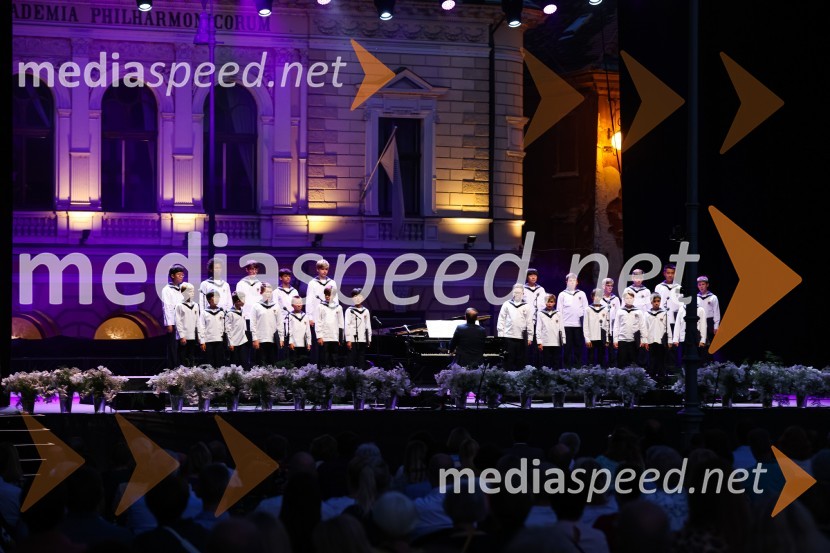 Zbor dunajskih dečkovSen kresne noči, Zbor dunajskih dečkov v okviru 69. Ljubljana Festivala