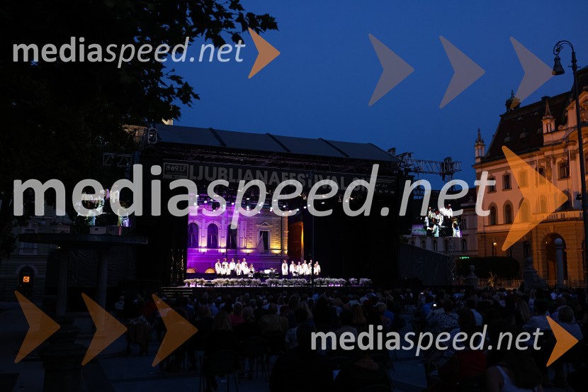 Zbor dunajskih dečkovSen kresne noči, Zbor dunajskih dečkov v okviru 69. Ljubljana Festivala