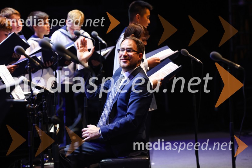 Zbor dunajskih dečkovSen kresne noči, Zbor dunajskih dečkov v okviru 69. Ljubljana Festivala