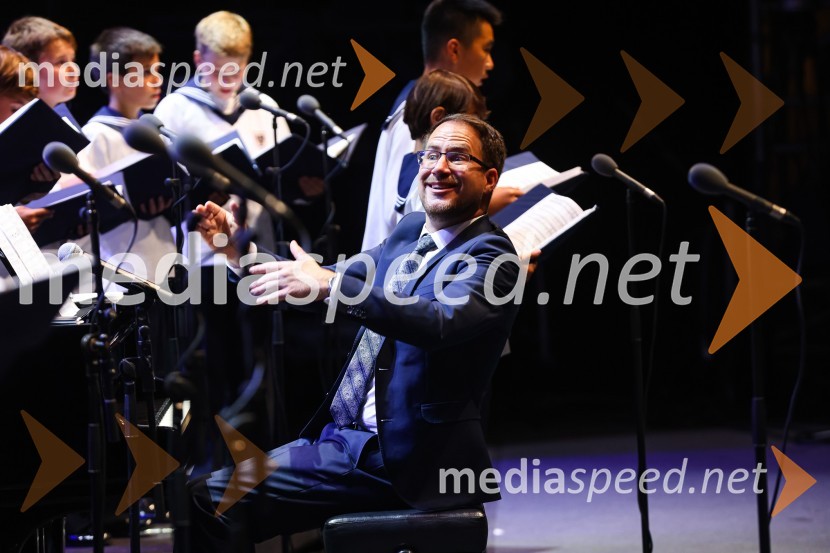 Zbor dunajskih dečkovSen kresne noči, Zbor dunajskih dečkov v okviru 69. Ljubljana Festivala