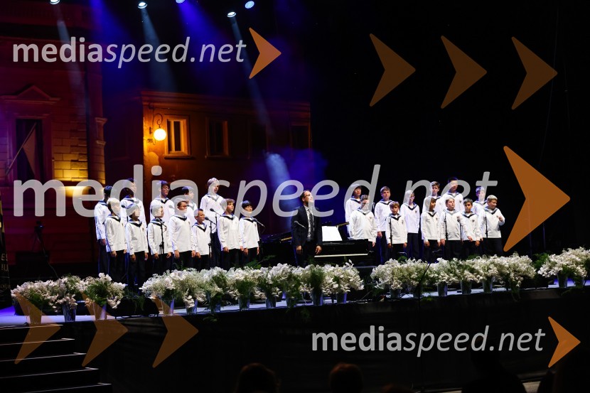 Zbor dunajskih dečkovSen kresne noči, Zbor dunajskih dečkov v okviru 69. Ljubljana Festivala