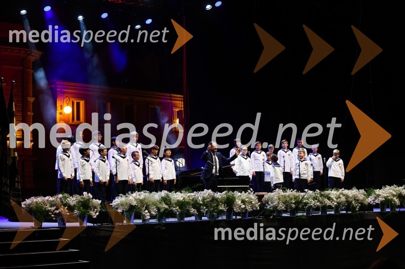 Zbor dunajskih dečkovSen kresne noči, Zbor dunajskih dečkov v okviru 69. Ljubljana Festivala