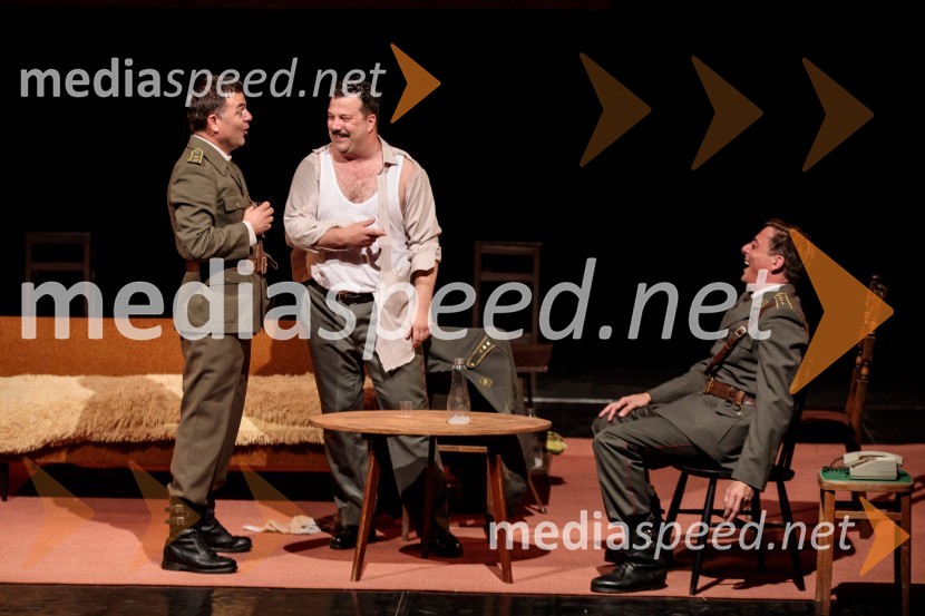  Aleksandar Stojković, igralec;  Boris Šavija, igralec;  Igor Štamulak, igralecJugoslavija, moja dežela, krstna uprizoritev drame