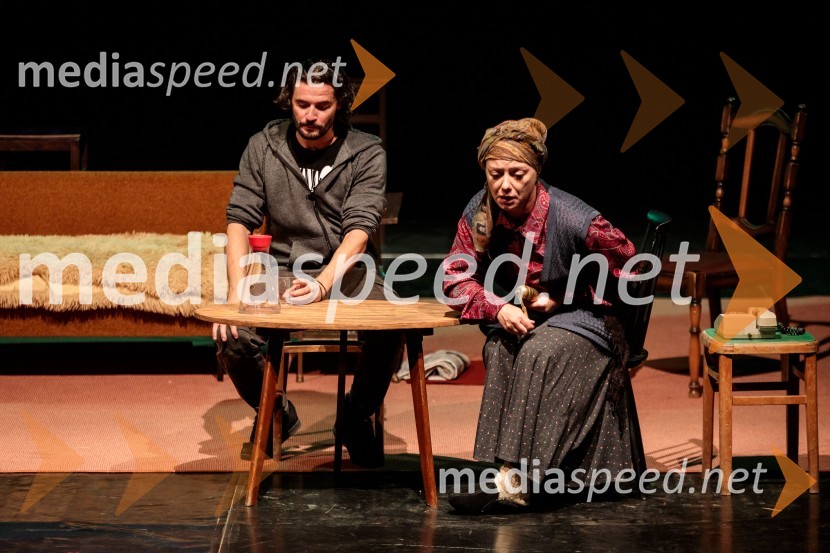  Blaž Popovski, igralec;  Miljka Brđanin, igralkaJugoslavija, moja dežela, krstna uprizoritev drame