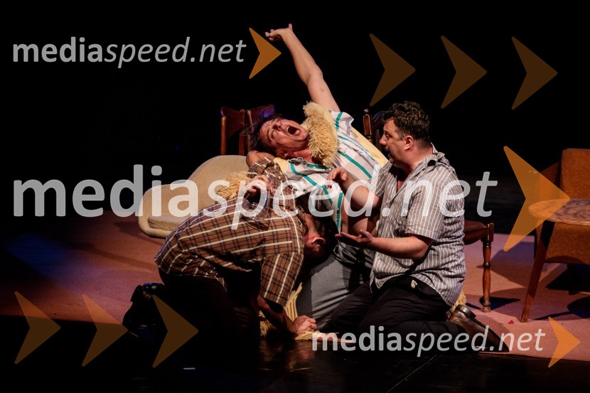  Igor Štamulak, igralec;  Aleksandar Stojković, igralec;  Boris Šavija, igralecJugoslavija, moja dežela, krstna uprizoritev drame