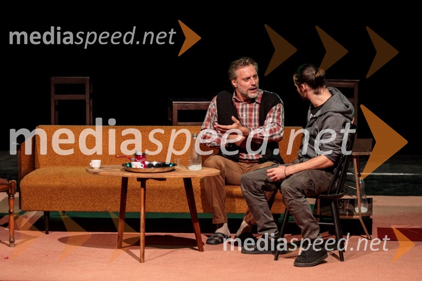  Željko Erkić, igralec;  Blaž Popovski, igralecJugoslavija, moja dežela, krstna uprizoritev drame