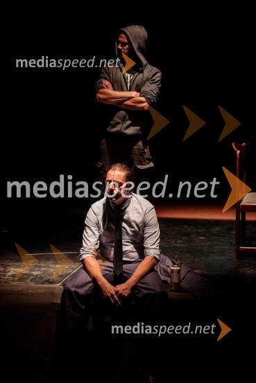  Igor Štamulak, igralec;  Blaž Popovski, igralecJugoslavija, moja dežela, krstna uprizoritev drame