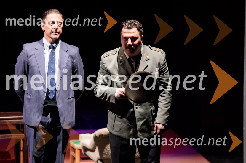  Igor Štamulak, igralec;  Boris Šavija, igralecJugoslavija, moja dežela, krstna uprizoritev drame