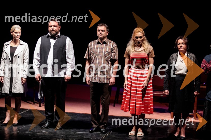  Tjaša Hrovat, igralka;  Dean Batoz, igralec;  Aleksandar Stojković, igralec;  Mirela Predojević, igralka;  Mojca Partljič, igralkaJugoslavija, moja dežela, krstna uprizoritev drame