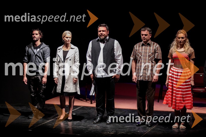  Blaž Popovski, igralec;  Tjaša Hrovat, igralka;  Dean Batoz, igralec;  Aleksandar Stojković, igralec;  Mirela Predojević, igralkaJugoslavija, moja dežela, krstna uprizoritev drame