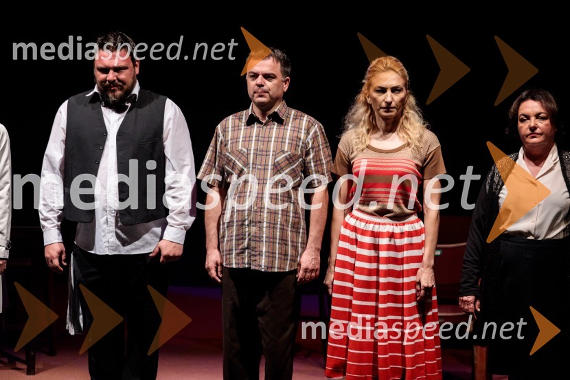  Dean Batoz, igralec;  Aleksandar Stojković, igralec;  Mirela Predojević, igralka;  Mojca Partljič, igralkaJugoslavija, moja dežela, krstna uprizoritev drame