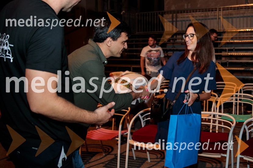  Marko Misirača, režiser;  ... Jugoslavija, moja dežela, krstna uprizoritev drame