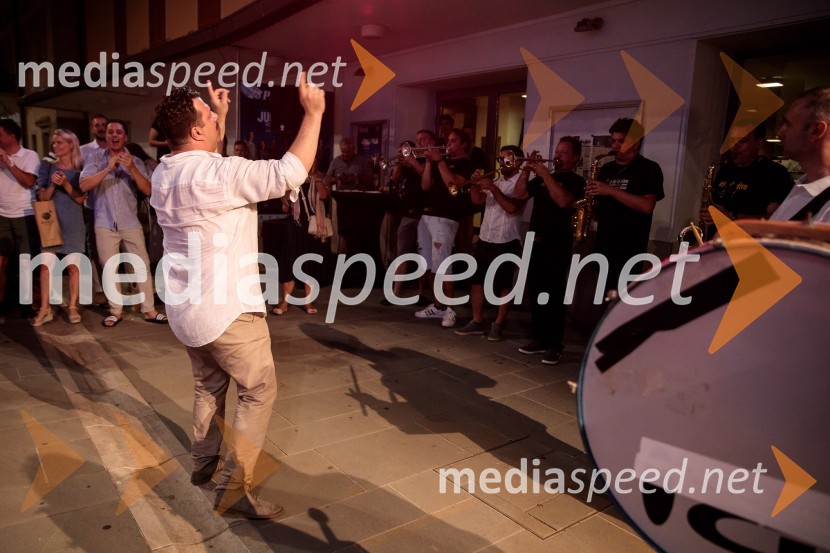  Boris Šavija, igralecJugoslavija, moja dežela, krstna uprizoritev drame