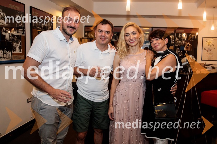  ... ;  Aleksandar Stojković, igralec;  Mirela Predojević, igralka;  ... Jugoslavija, moja dežela, krstna uprizoritev drame