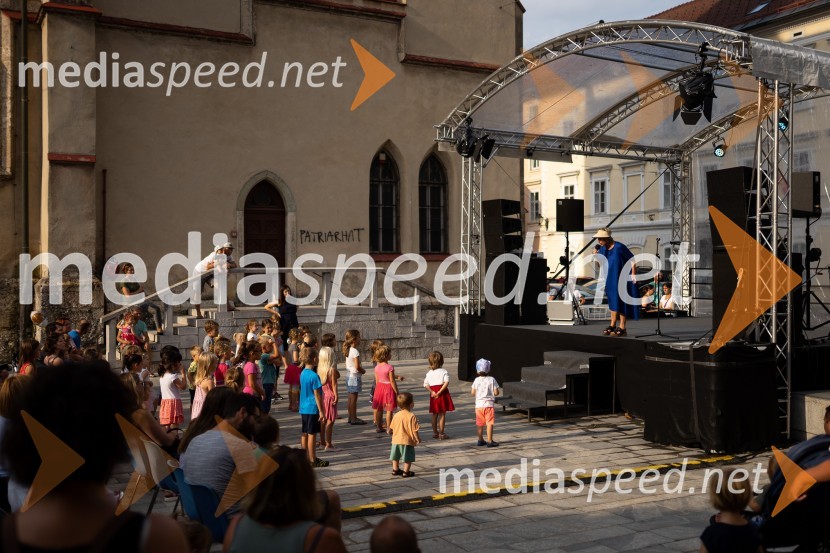  Romana  Krajnčan, pevkaKranfest 2021, sobota