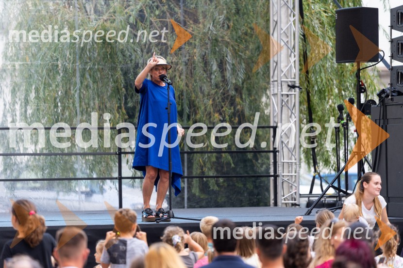  Romana  Krajnčan, pevkaKranfest 2021, sobota