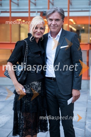 dr. Jerneja Kastelic, direktorica sektorja za gospodarjenje z objekti in najemniki, Mercator d.d.; mag. David Kastelic, predsednik uprave, Zavarovalnica Sava, d.d.Anna Netrebko in Yusif Eyvazov, nastop v okviru 69. Ljubljana Festivala