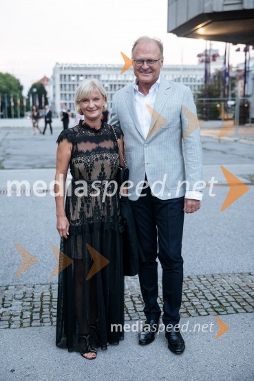  Sonja Poljanšek Škrabec, lastnica Welness centra Sunny;  Janez  Škrabec, direktor Riko d.o.o., predsednik Slovensko-ruskega poslovnega sveta, častni konzul BelorusijeAnna Netrebko in Yusif Eyvazov, nastop v okviru 69. Ljubljana Festivala