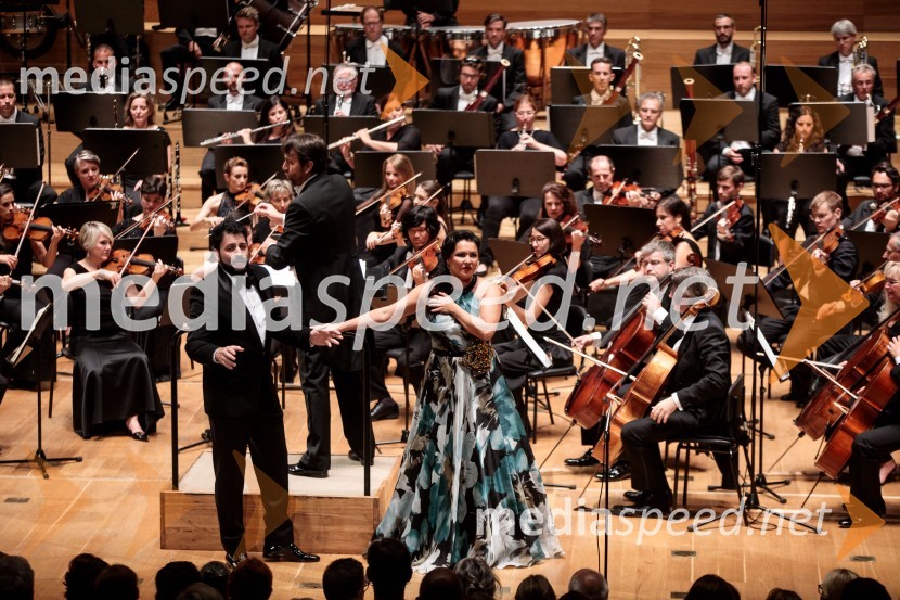  Jusif Ejvazov, tenor;  Anna Netrebko, sopranistkaAnna Netrebko in Yusif Eyvazov, nastop v okviru 69. Ljubljana Festivala