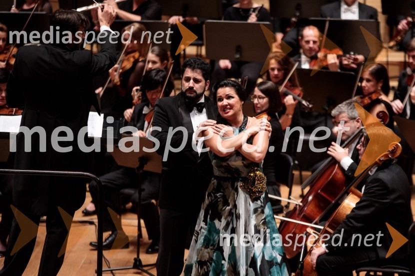  Jusif Ejvazov, tenor;  Anna Netrebko, sopranistkaAnna Netrebko in Yusif Eyvazov, nastop v okviru 69. Ljubljana Festivala