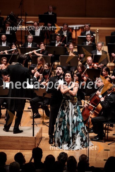  Jusif Ejvazov, tenor;  Anna Netrebko, sopranistkaAnna Netrebko in Yusif Eyvazov, nastop v okviru 69. Ljubljana Festivala