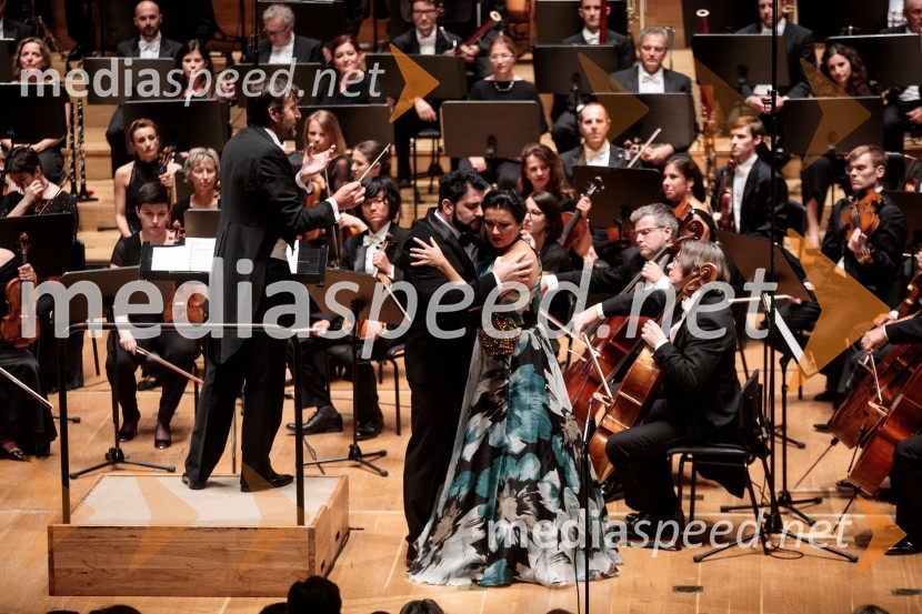  Jusif Ejvazov, tenor;  Anna Netrebko, sopranistkaAnna Netrebko in Yusif Eyvazov, nastop v okviru 69. Ljubljana Festivala