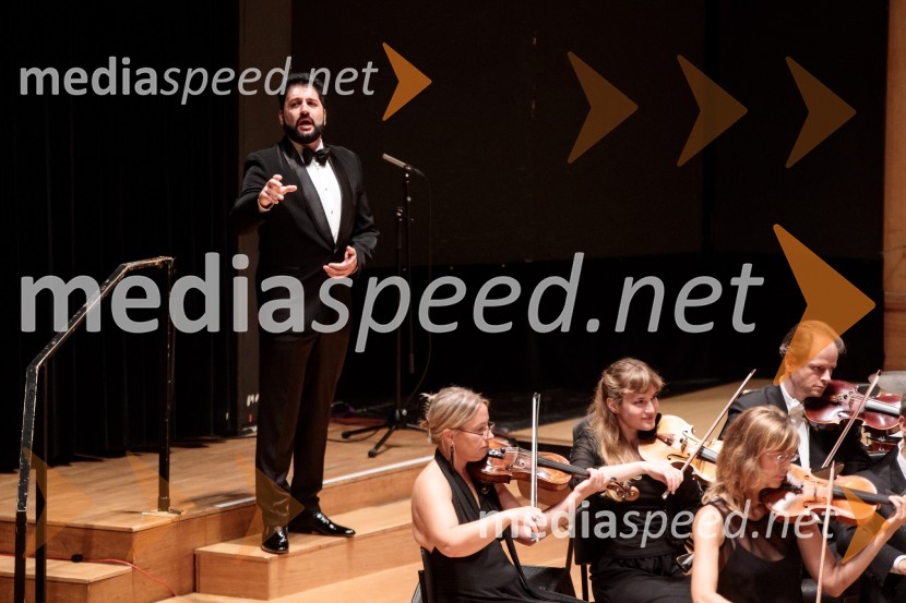  Jusif Ejvazov, tenorAnna Netrebko in Yusif Eyvazov, nastop v okviru 69. Ljubljana Festivala